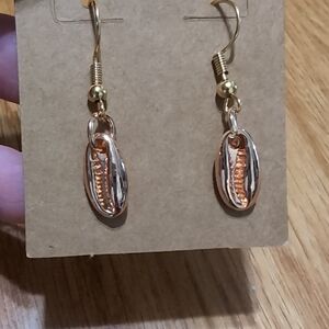 Elegant Gold Shell Earrings